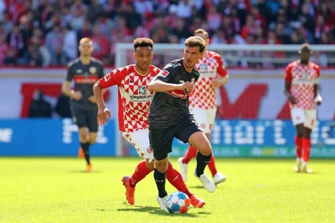 雅克松在葡 雅克松在葡