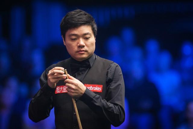 特别是对张 特别是对张