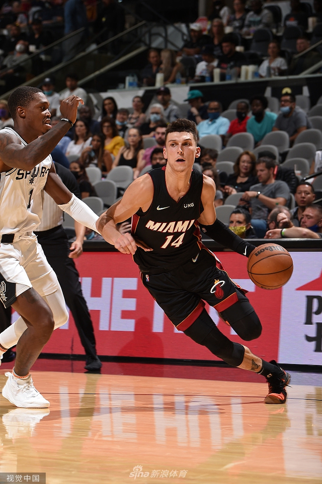 红显示了他 红显示了他