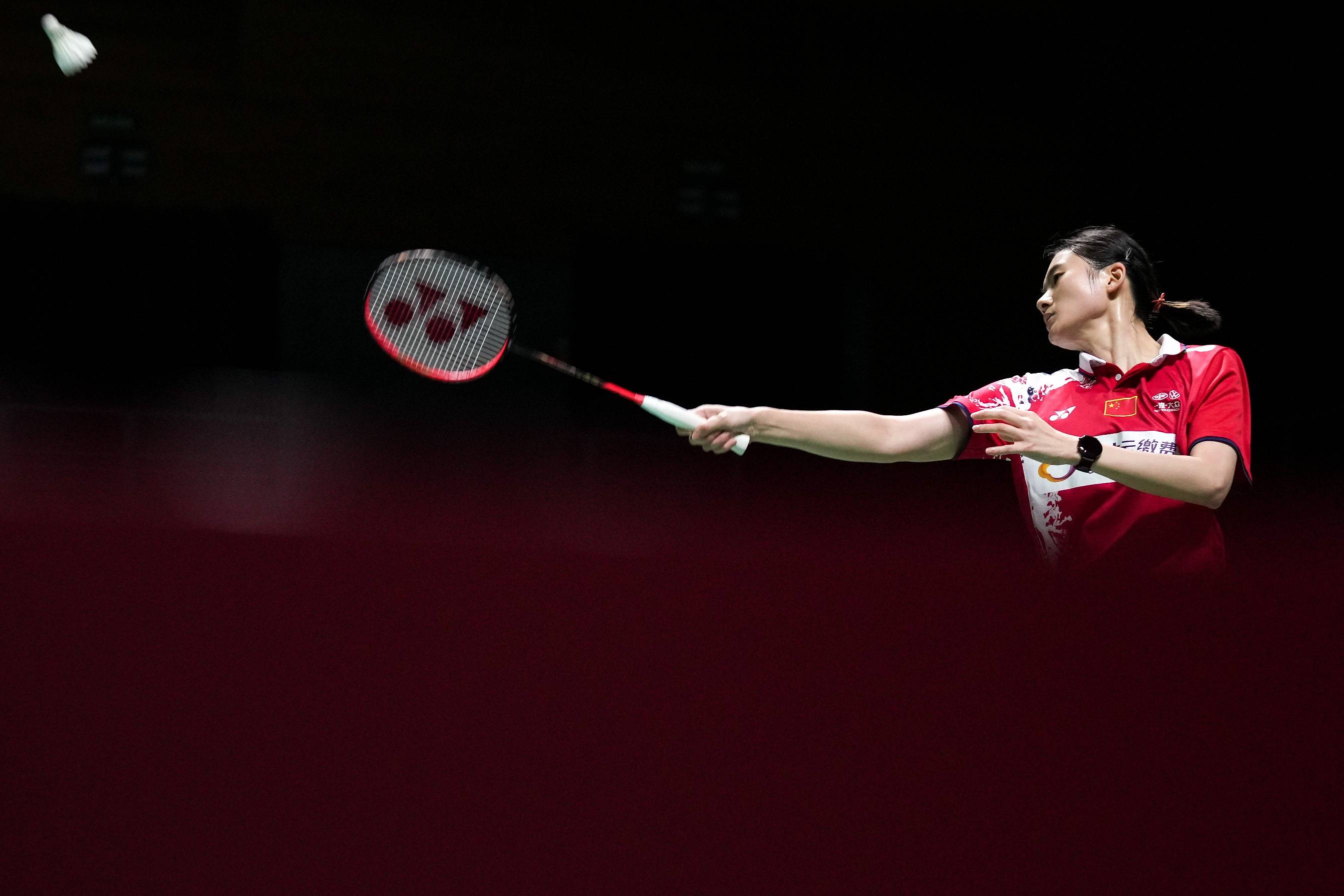 承受巨大的 承受巨大的